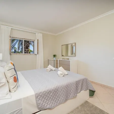 Da By Algest Apartment Alvor